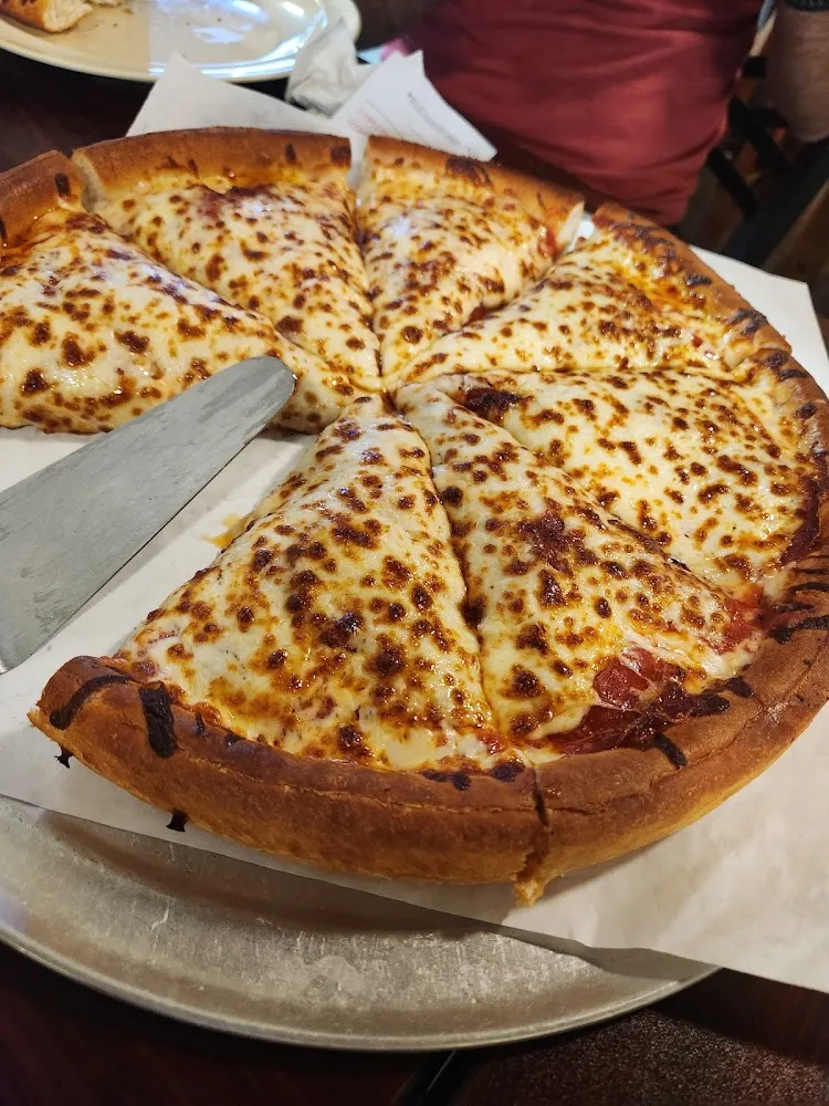 Large Pepperoni Deep Dish Pizza